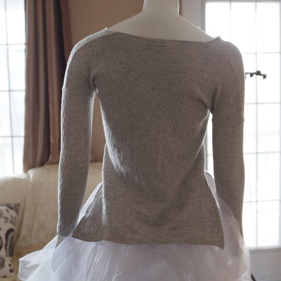 COPY - Babaton with linen grey vneck texture jumper sweater size XS - Picture 4 of 5